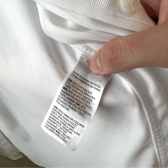 NWOT Chico’s White Button down shirt - Picture 3 of 5